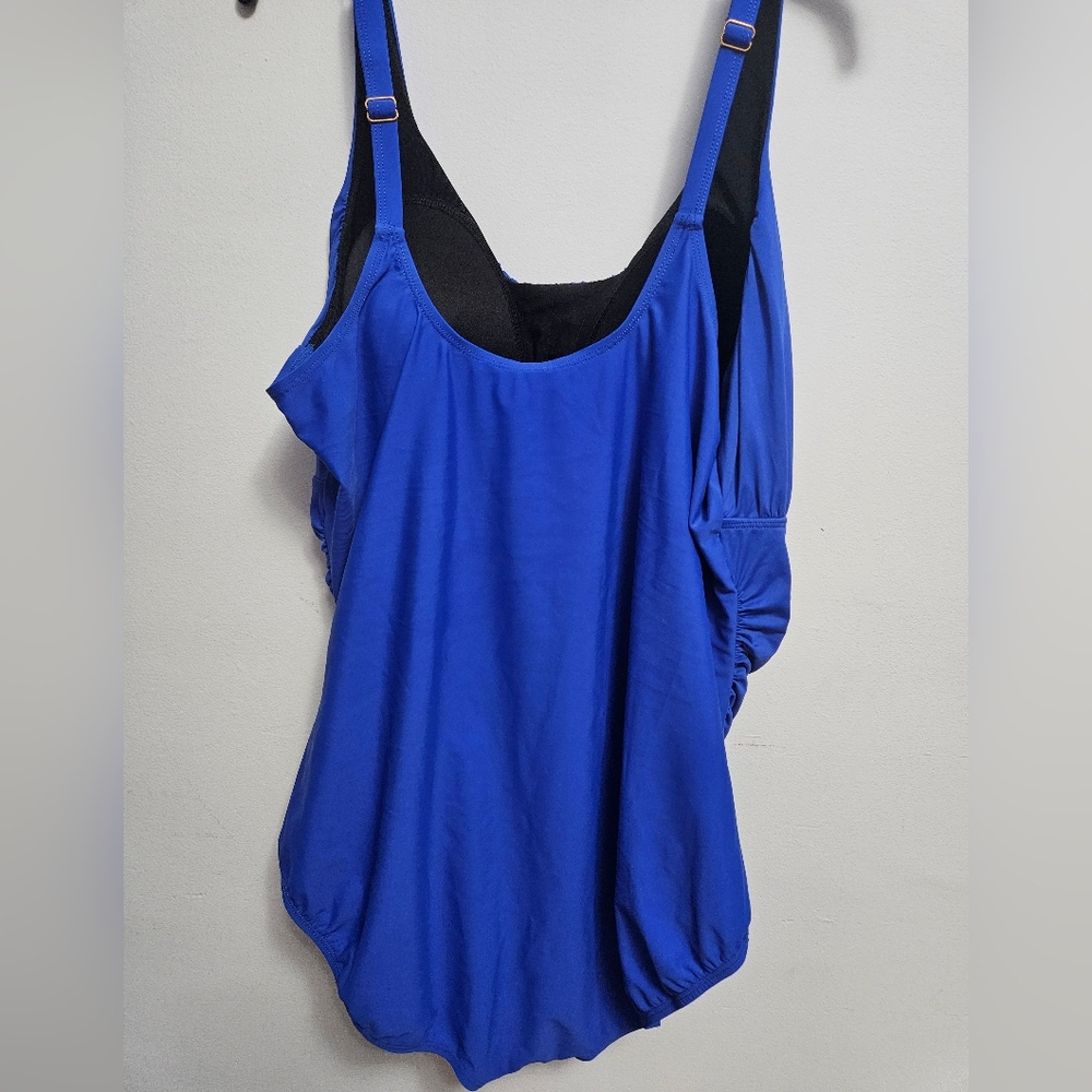 Sz 24 One Piece Swimsuit - Picture 2 of 7